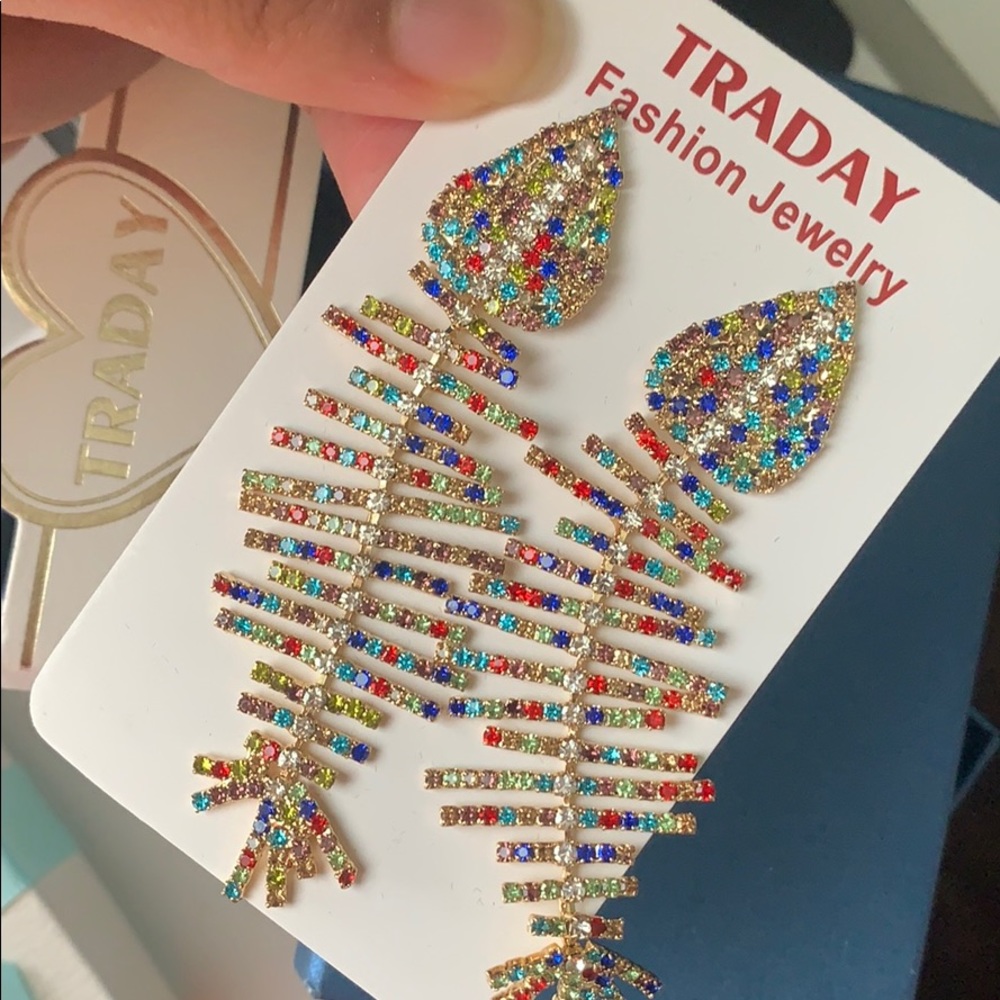 TRADAY Rhinestones Dangling Earrings